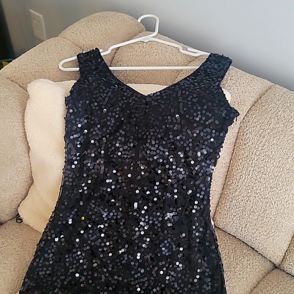 Unique Vintage Flapper address the Beades and sequin Adalene cocktail midi ‘med